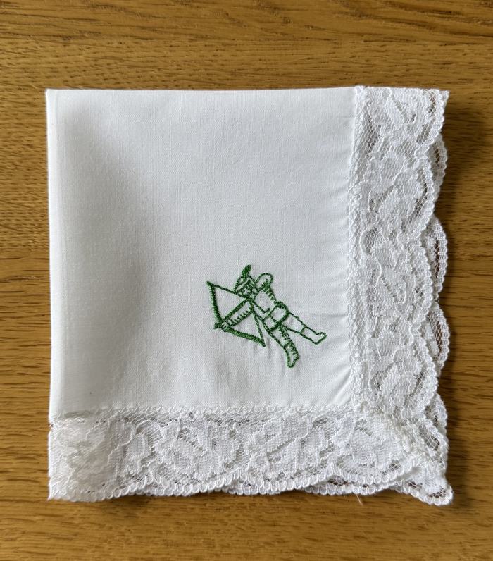 Vintage handkerchief, embroidered crest and lace trim